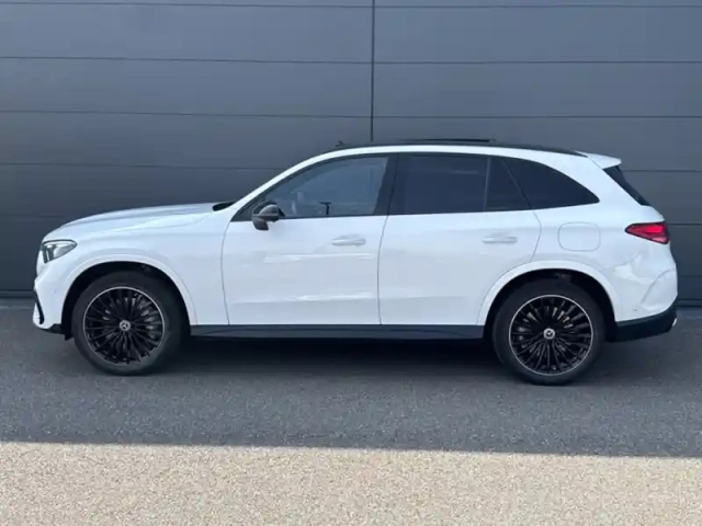 Mercedes Glc 300 e  hybrid eq 4matic am — photo 2