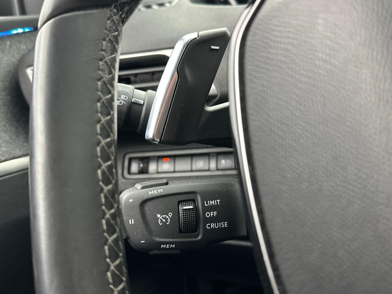 Peugeot 3008 hybrid 225 e-eat8 allure pack — photo 19