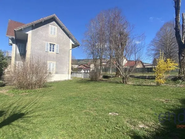 Maison 11 pièces 172 m²