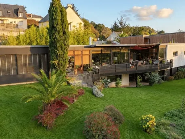 Maison 10 pièces 295 m²
