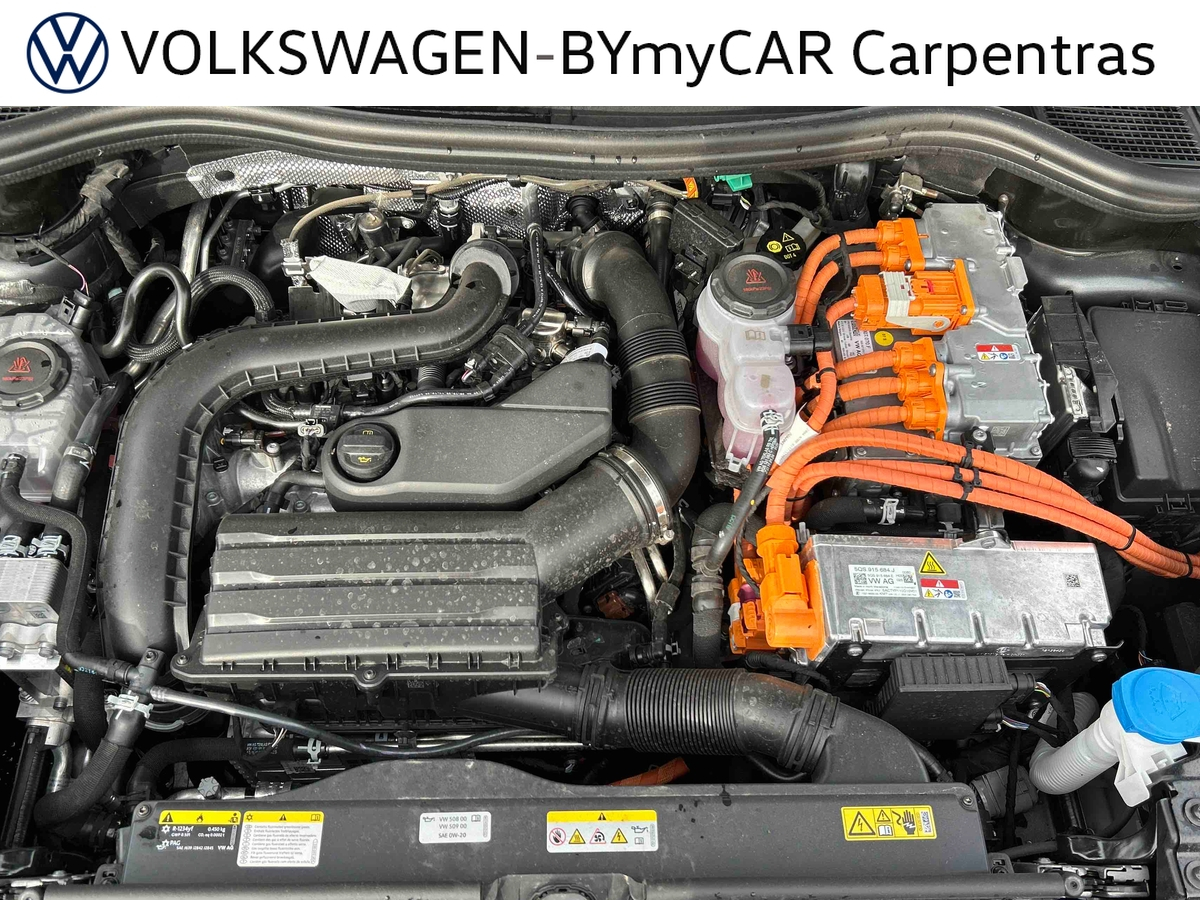 Volkswagen Tiguan 1.5 eHybrid 204ch DSG6 — photo 16