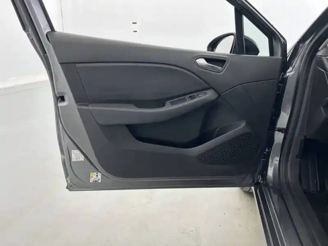 Renault Clio tce 90 — photo 39