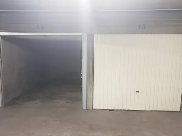 Vends parking