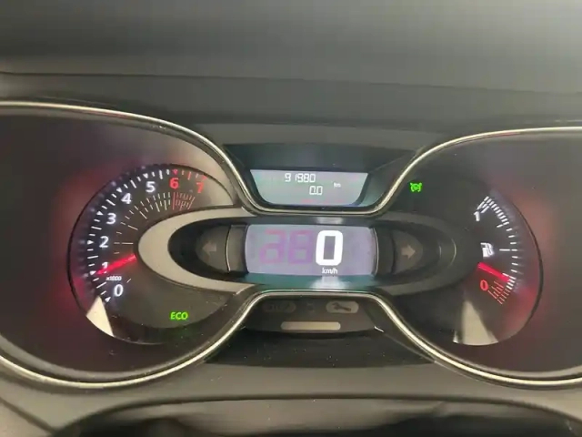 Renault Captur tce 130 fap — photo 26