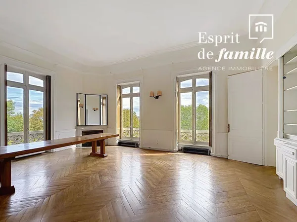 Appartement 4 pièces 106 m²