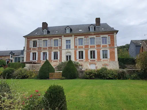 Maison 12 pièces 327 m²