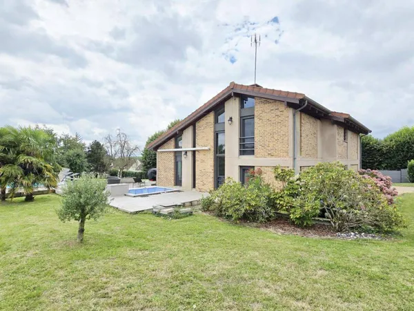 Maison 8 pièces 175 m²
