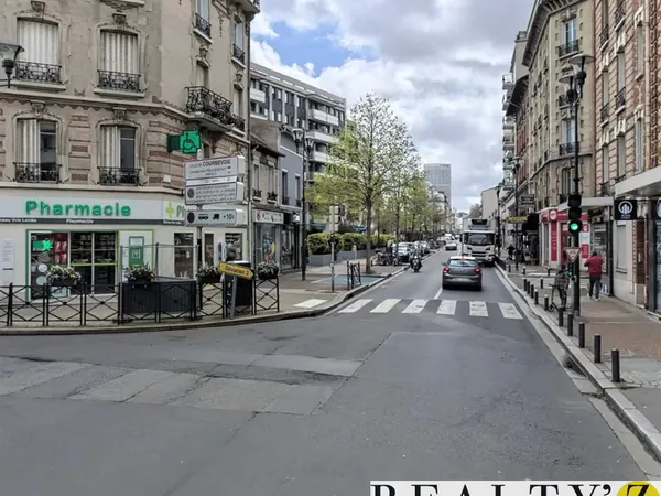 Boutique 2 pièces 82 m²