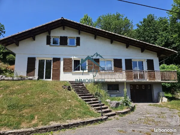 Maison 8 pièces 150 m²