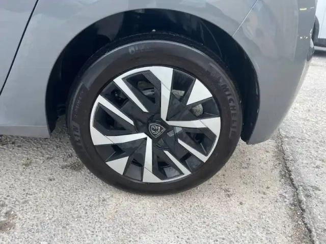 Peugeot 208 puretech 100 s&amp;s bvm6 — photo 28