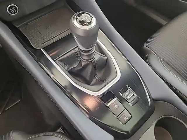 Nissan Qashqai mild hybrid 140 ch — photo 40