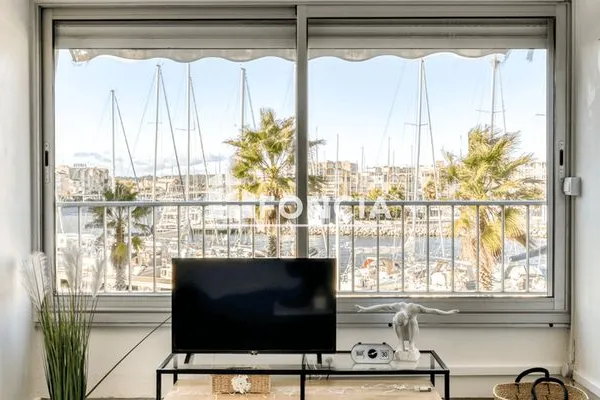 Studio 1 pièce 29 m²