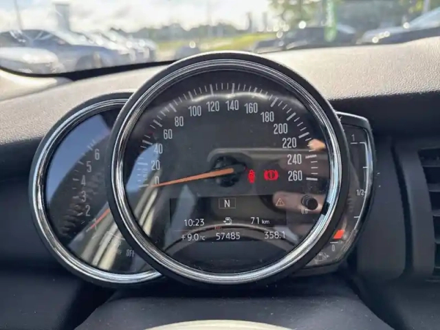 Mini Mini hatch 5 portes one 102 ch — photo 10