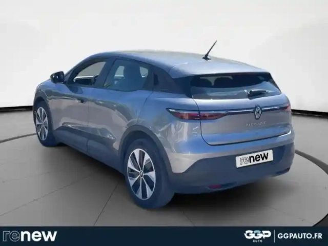 Renault Megane e-tech electric ev60 130ch evolution er super charge -b — photo 3