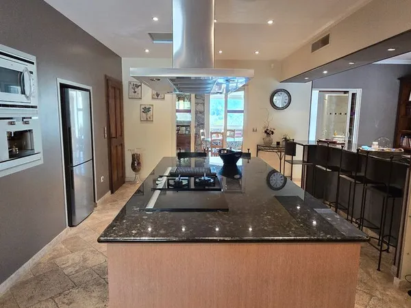 Grand appartement T2