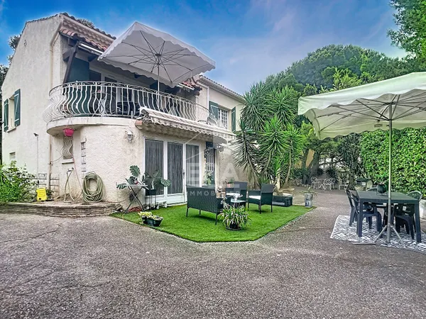 Maison 8 pièces 175 m²
