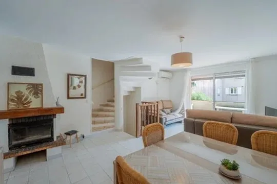 Maison familiale 4 chambres - Fréjus