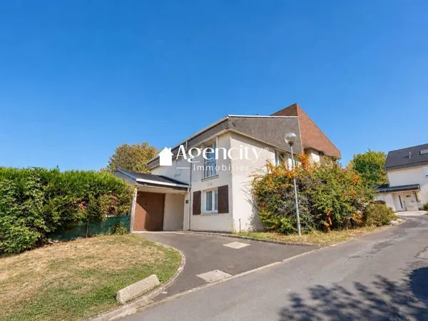 Maison 5 pièces 100 m²