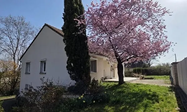 MAISON TYPE 7 AVEC TERRAIN AU CALME