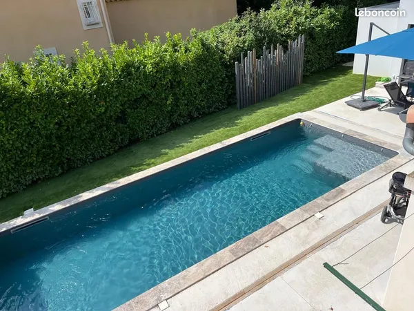 Villa lumineuse, entièrement rénovée 175m² avec piscine et accès direct au Golf de la Valdaine - Mon