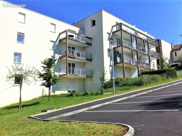Studio 1 pièce 33 m²