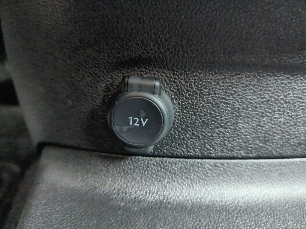 Citroën Berlingo van m 650 bluehdi 100 s&s bvm5 driver — photo 26