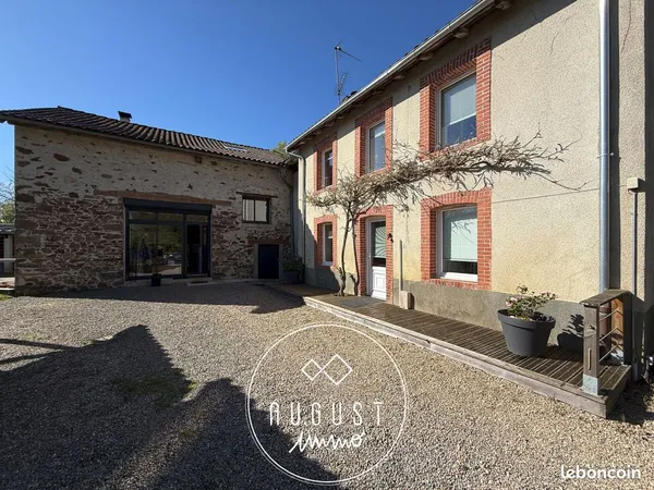 Propriété 7 pièces 183 m²