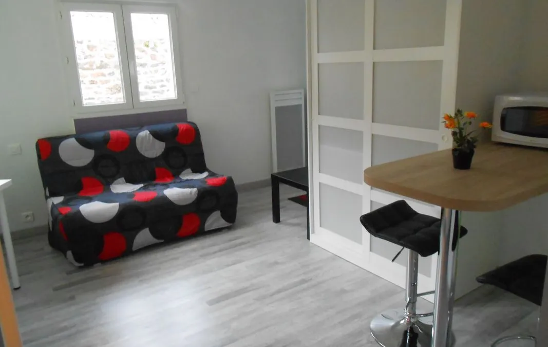 Photo 1