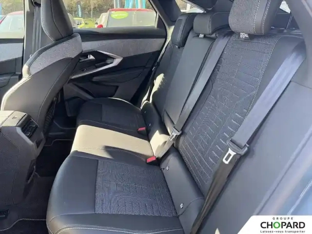 Peugeot 3008 hybrid 145 e-dcs6 — photo 18
