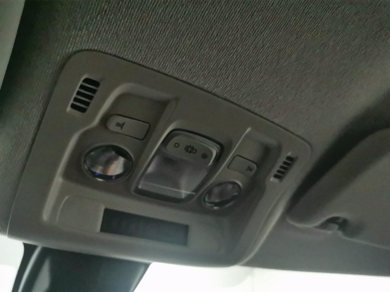 Citroën C3 puretech 110 s&s eat6 shine — photo 33