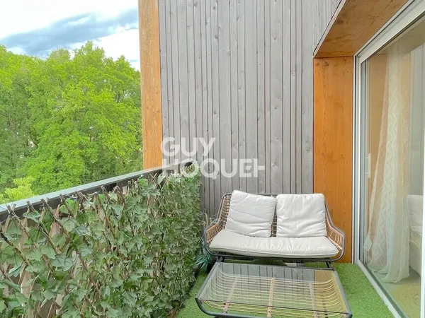 Charmant T2 bis avec terrasse et parking