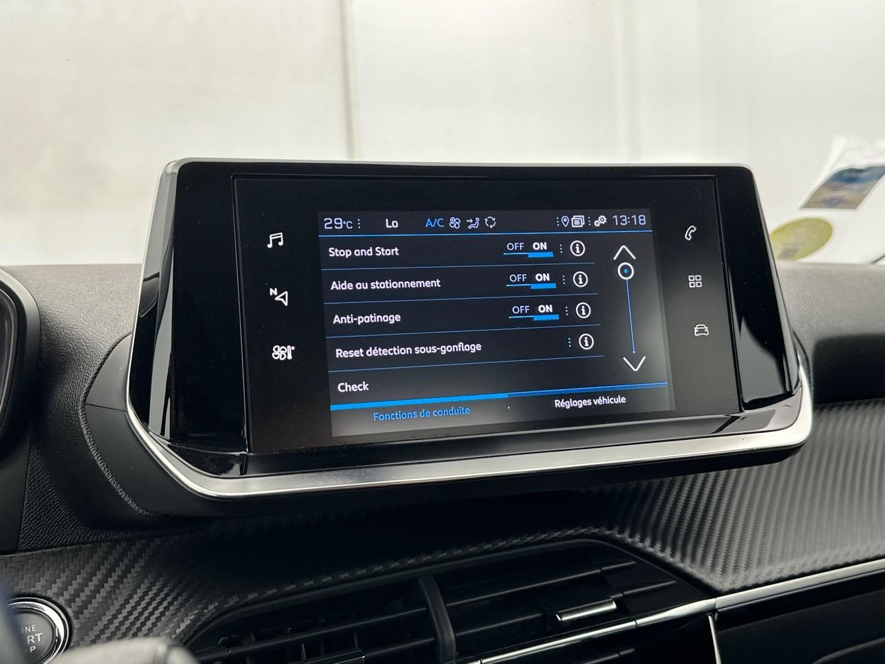 Peugeot 2008 bluehdi 130 s&s eat8 allure — photo 24