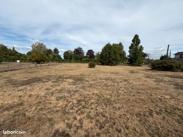 Terrain plat Rilhac Rancon