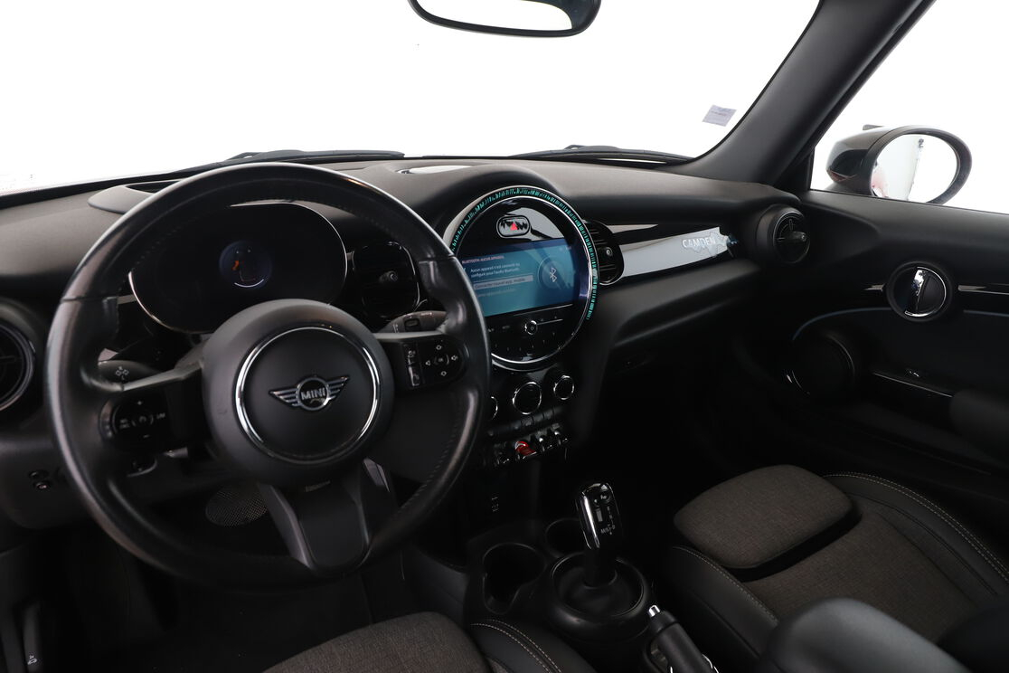 MINI Cabrio Cooper Edition Camden BVA7 — photo 10