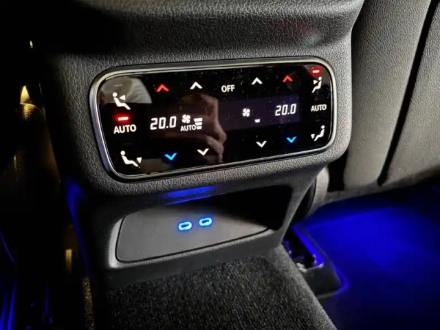 Mercedes Glc 300 de hybrid eq 9g-tronic 4matic — photo 16
