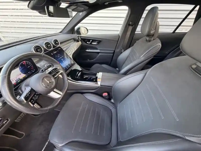 Mercedes Glc suv 300 de 4matic amg line — photo 9