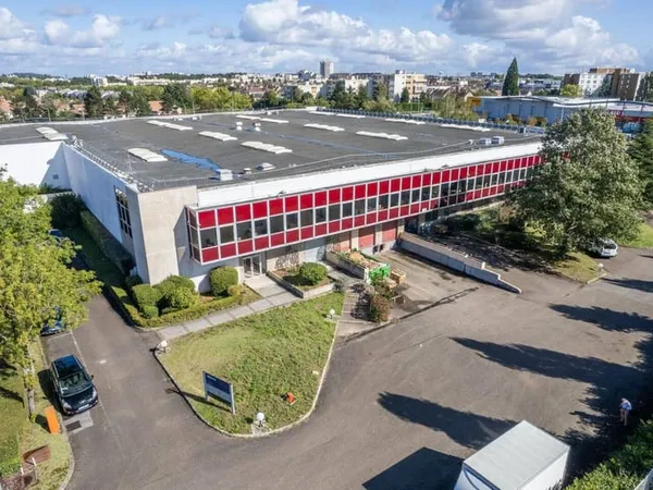 Local d'activité 4739 m²