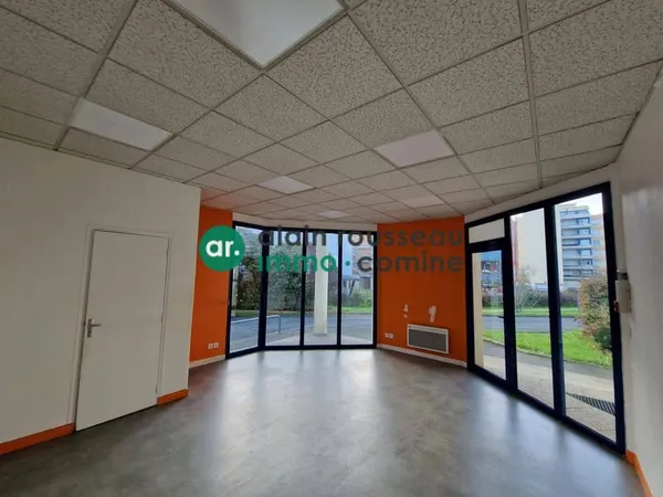 Bureau 43 m²
