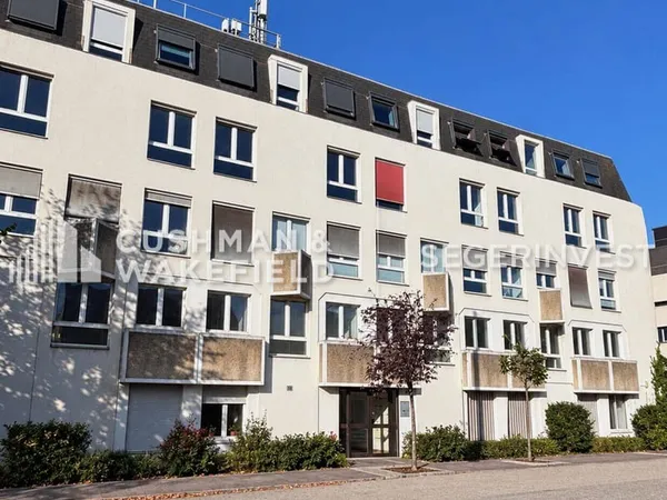 Bureaux 2 pièces 370 m²