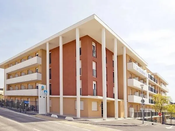Studio 1 pièce 19 m²