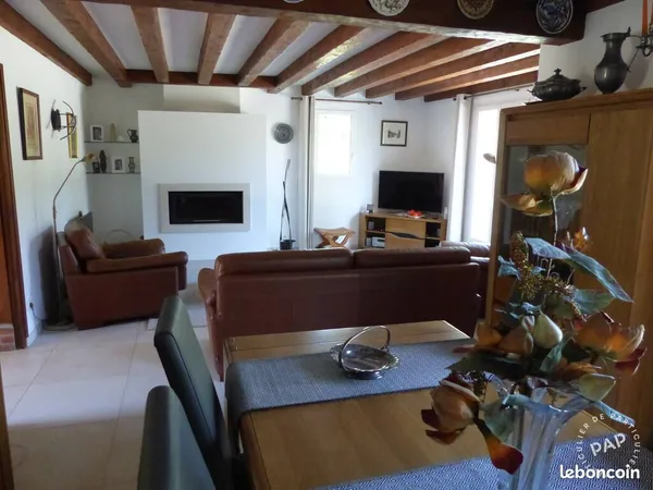 Maison 193 m2 habitables, jardin 2389m2