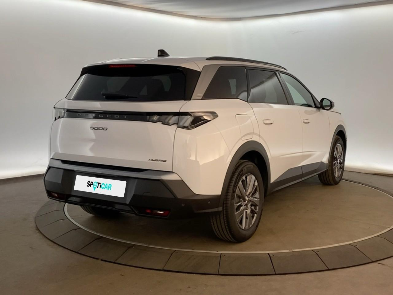 Peugeot 5008 hybrid 145 ch e-dcs6 allure — photo 7