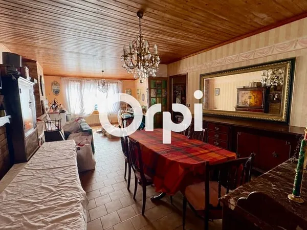 Maison 4 pièces 142 m²