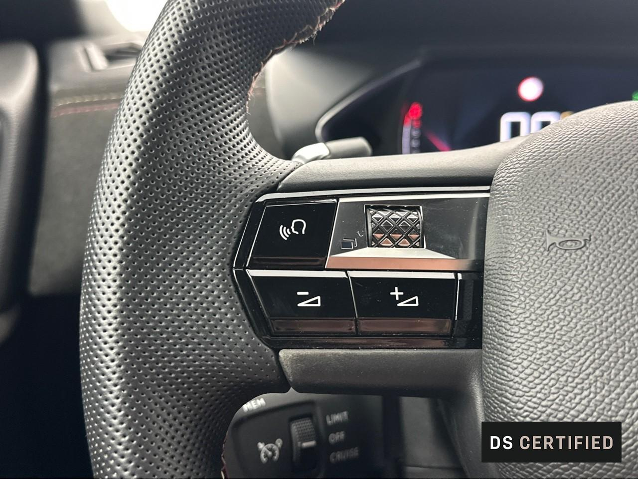 Ds Ds 3 crossback puretech 130 eat8 performance line+ — photo 21