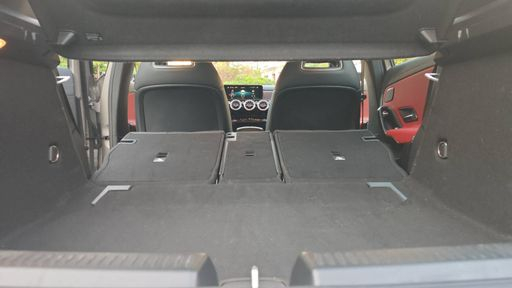 Mercedes Classe A 250 224 7G-DCT - AMG Line – 2019 – 48734 km – Essence – Boîte Automatique — photo 53