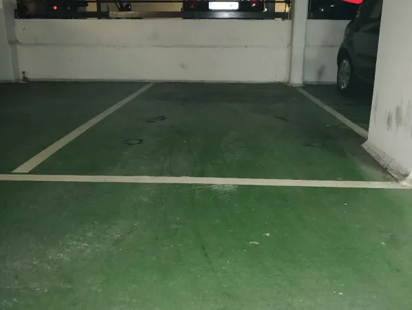 Loue parking
