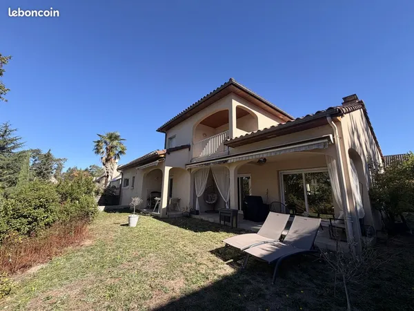Maison 5 pièces 130 m²