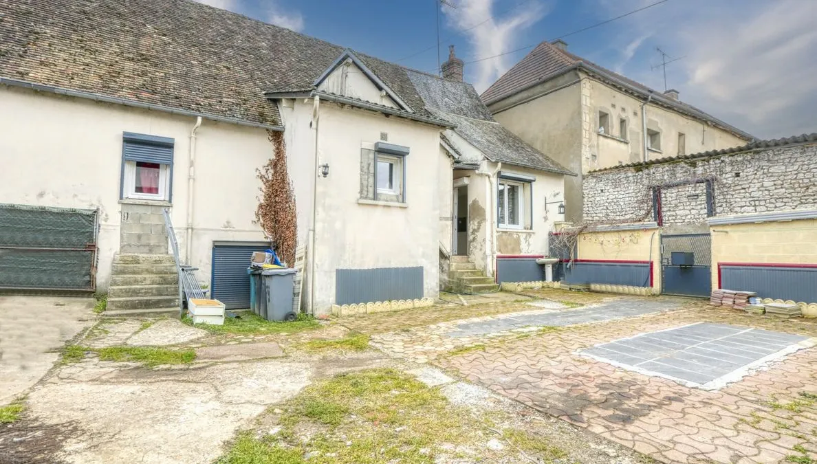 Photo 1