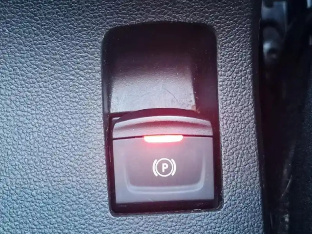 Dacia Sandero stepway confort eco-g 100 -22 — photo 26