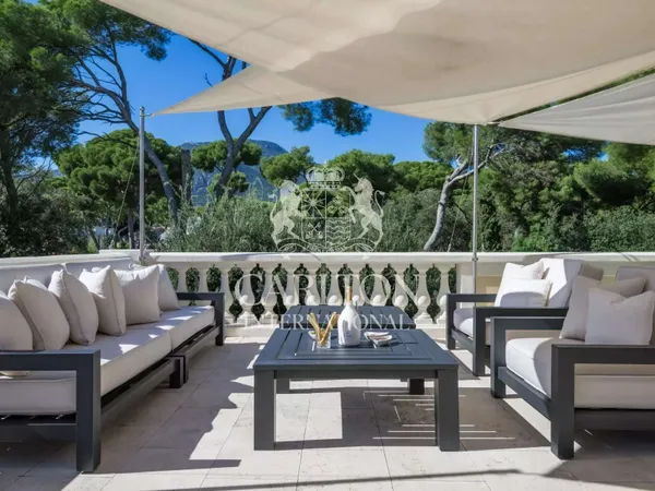 Maison 12 pièces 435 m²